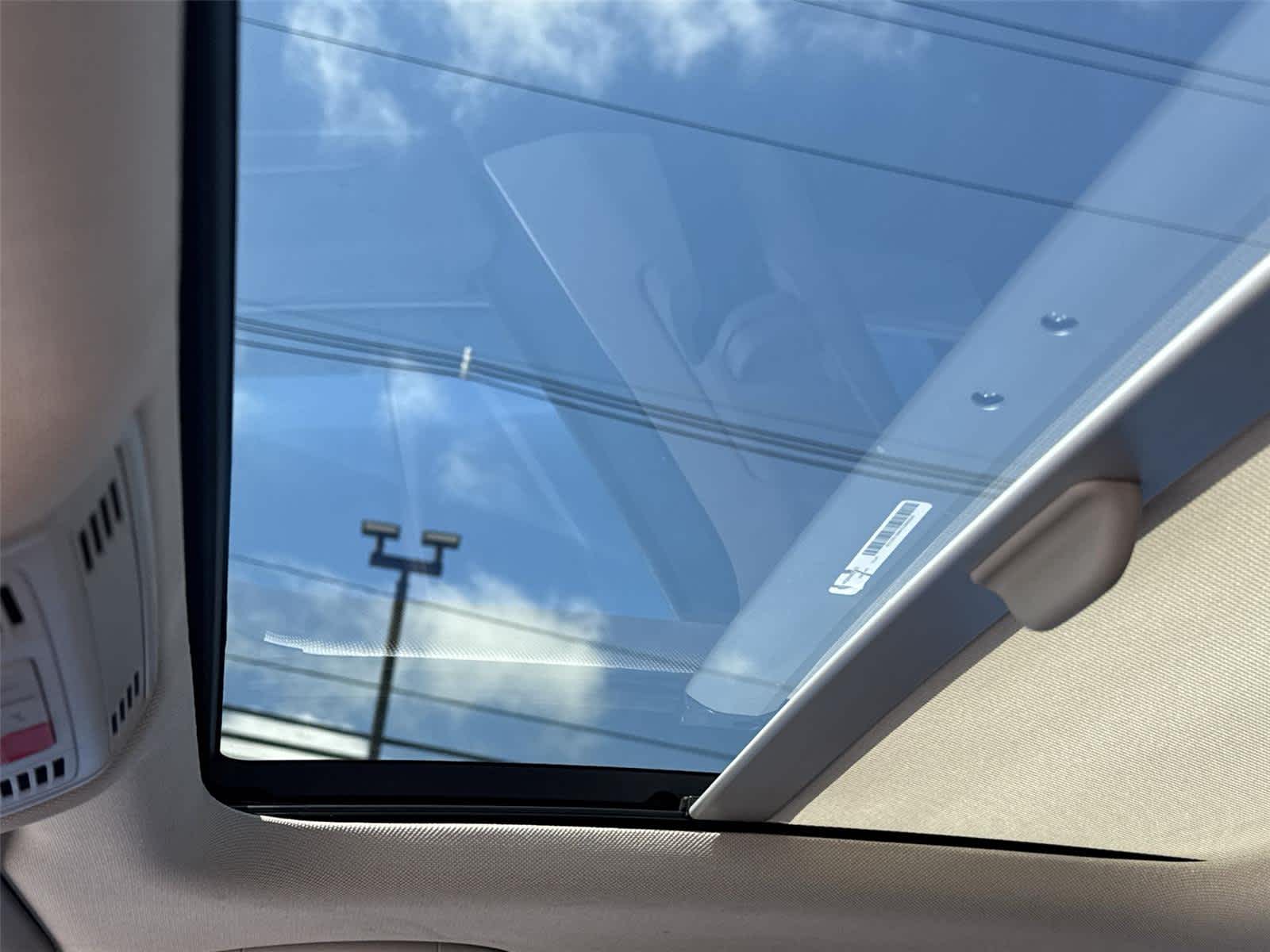 Thumbnail: 2019 Volkswagen Jetta - 13