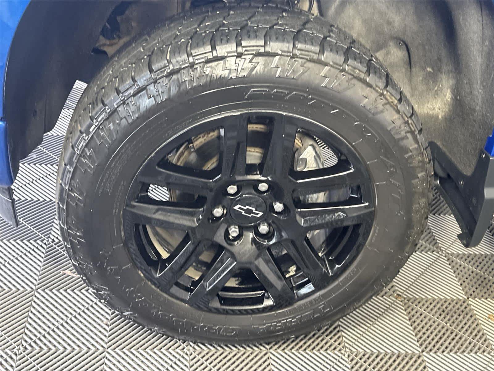 Thumbnail: 2023 Chevrolet Silverado 1500 - 11