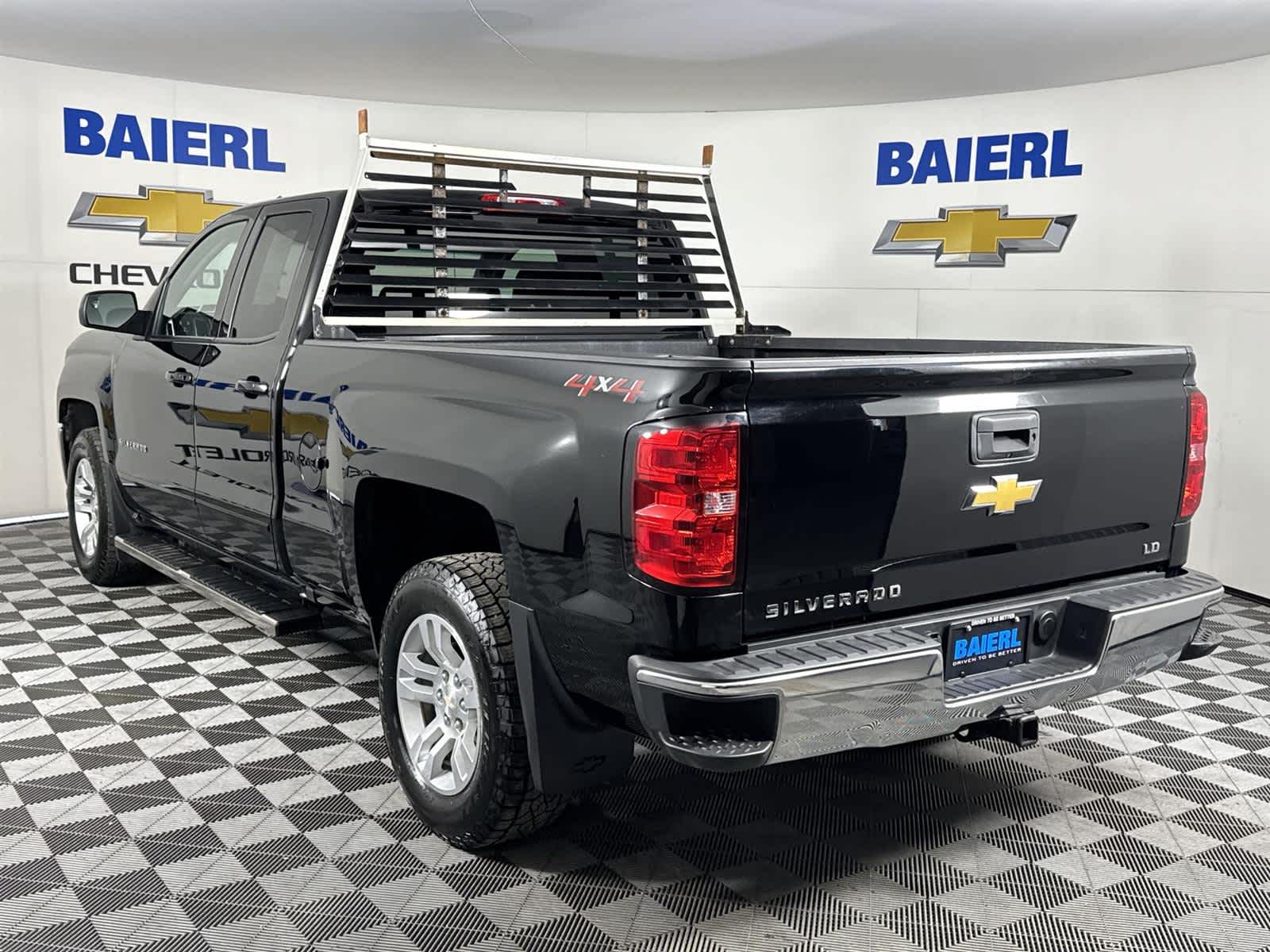 Thumbnail: 2019 Chevrolet Silverado 1500 - 3