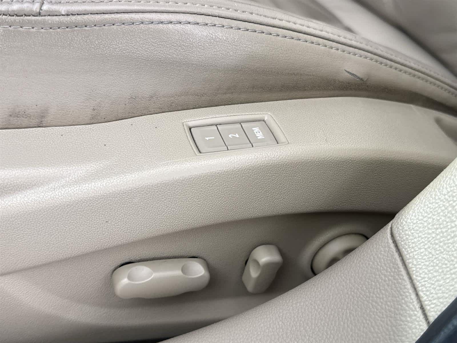 Thumbnail: 2012 Buick LaCrosse - 12