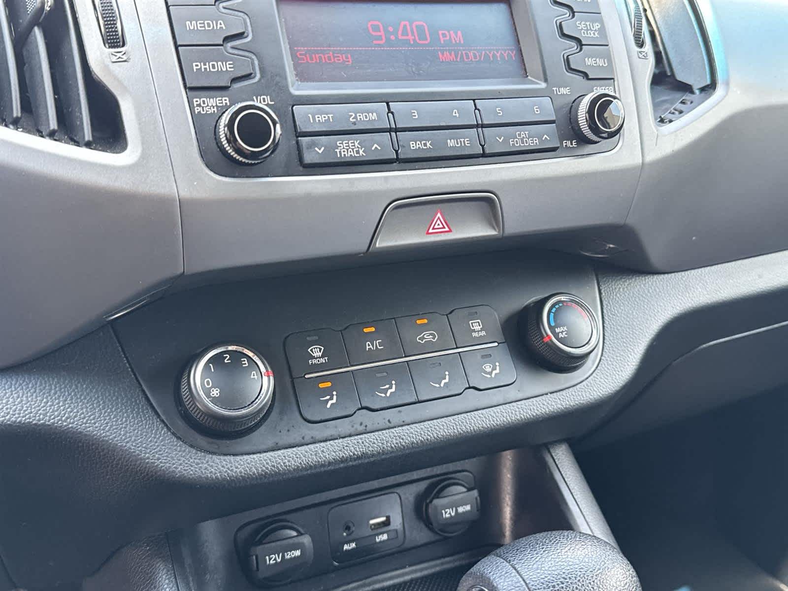 Thumbnail: 2016 Kia Sportage - 18