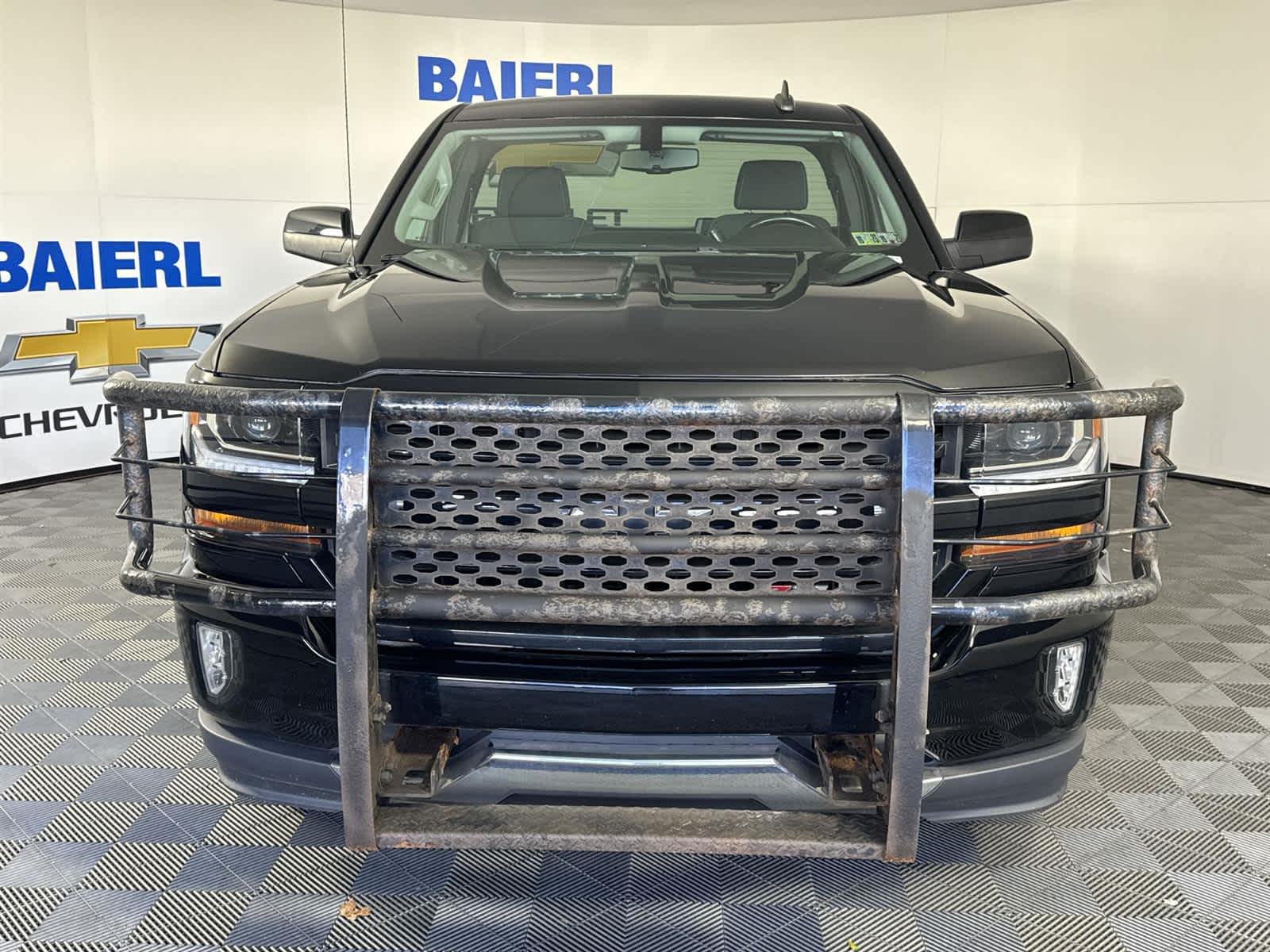 Thumbnail: 2017 Chevrolet Silverado 1500 - 8