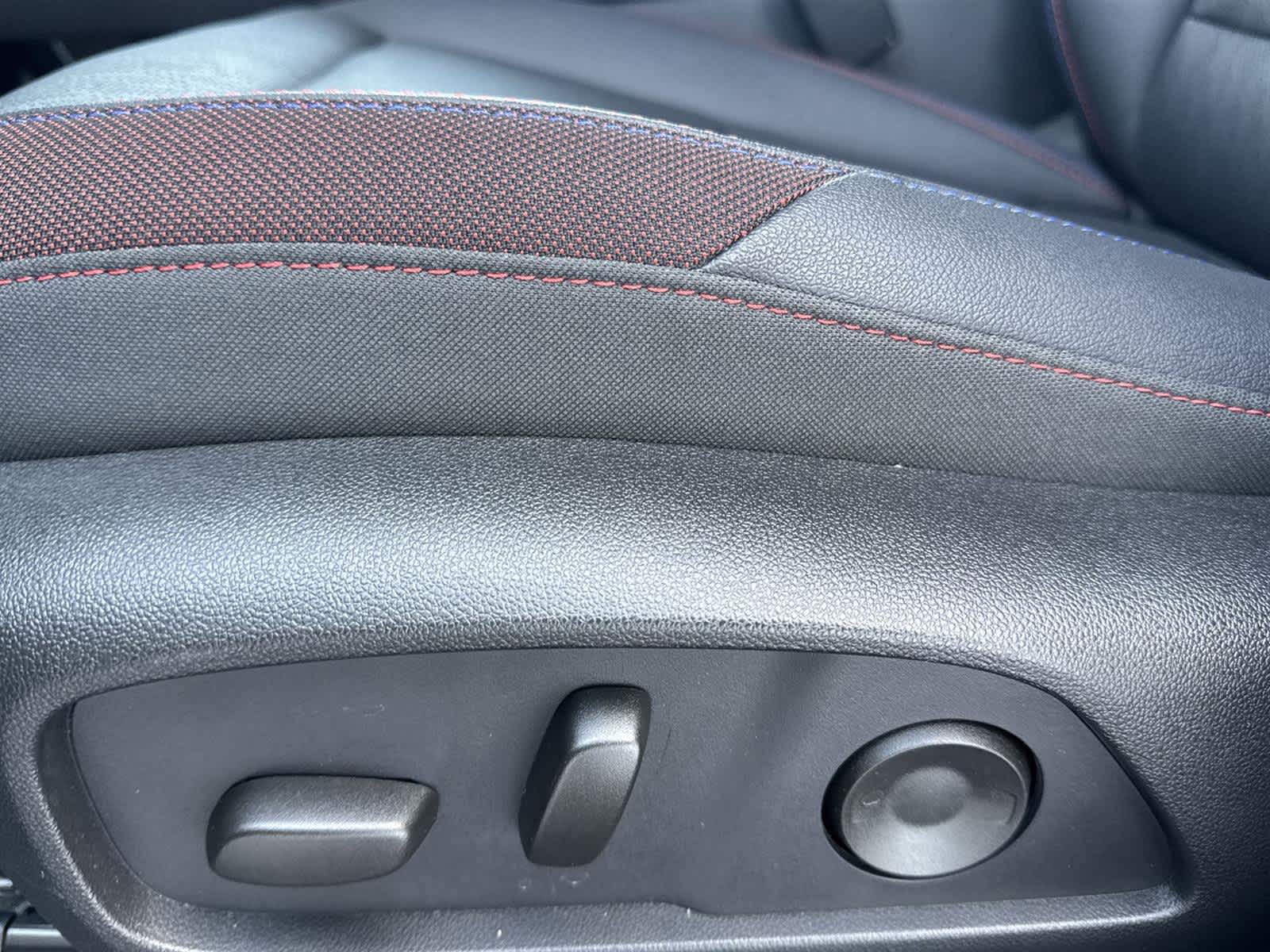 Thumbnail: 2025 Chevrolet Equinox - 13