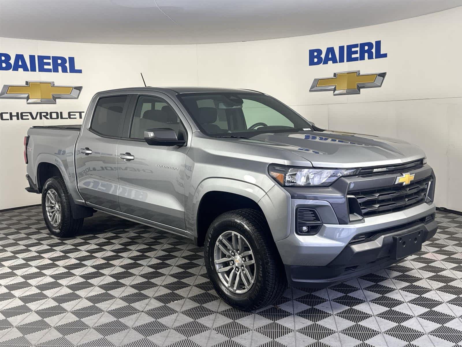 Thumbnail: 2024 Chevrolet Colorado - 7