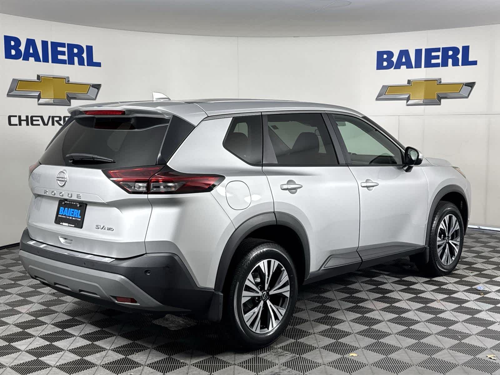 Thumbnail: 2022 Nissan Rogue - 5