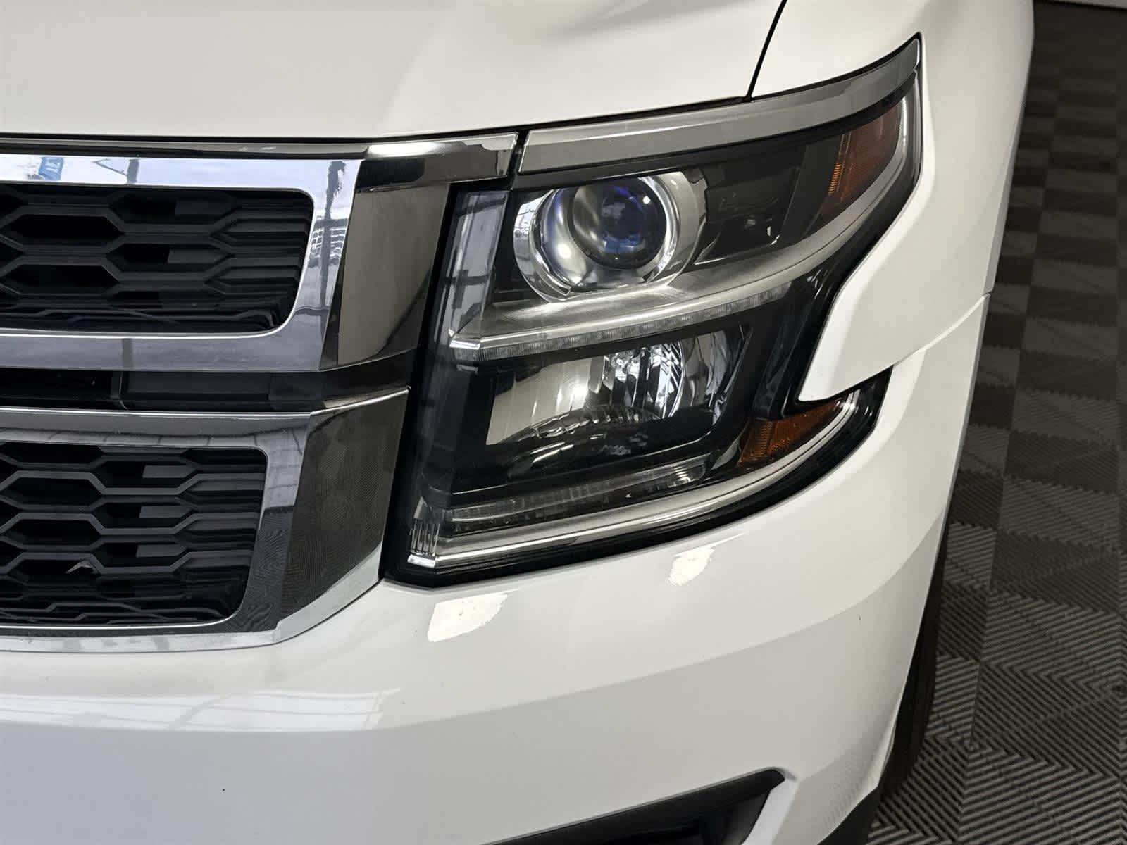 Thumbnail: 2016 Chevrolet Tahoe - 9