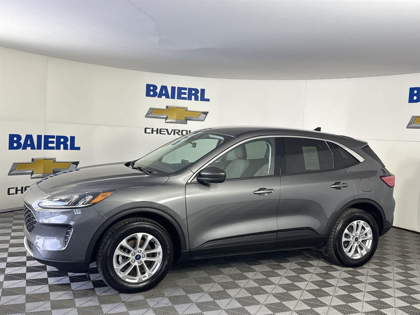 Thumbnail: 2022 Ford Escape - 2