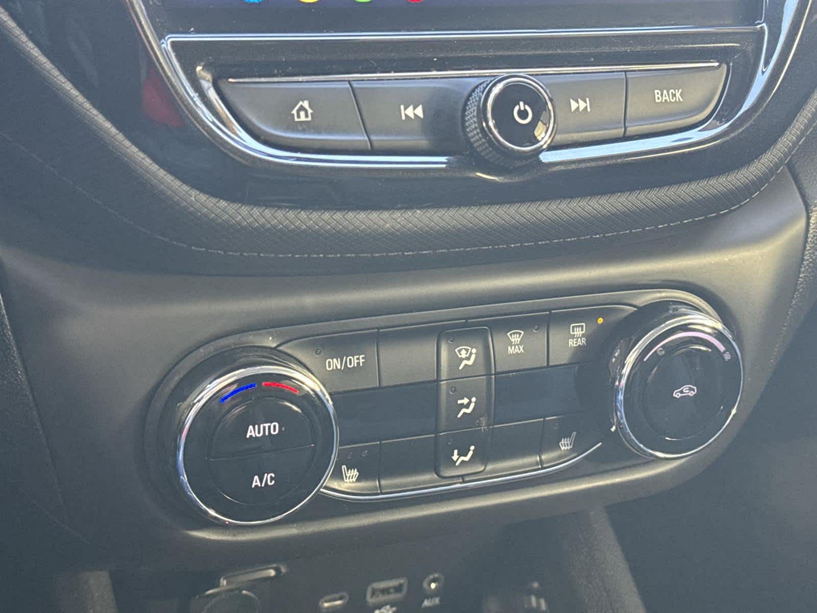 Thumbnail: 2021 Chevrolet TrailBlazer - 18