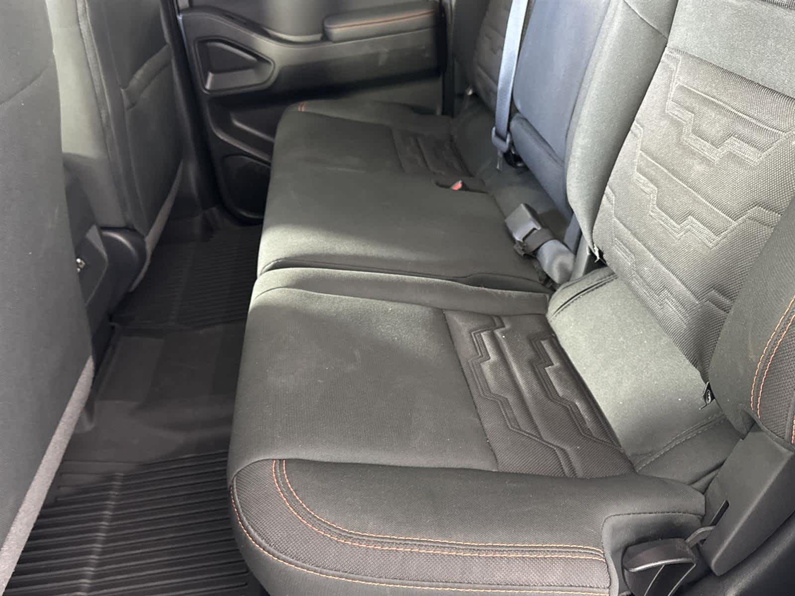 Thumbnail: 2024 Nissan Frontier - 14