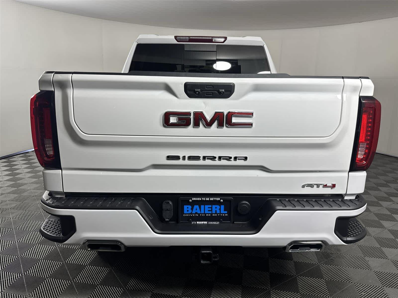 Thumbnail: 2022 GMC Sierra 1500 - 4