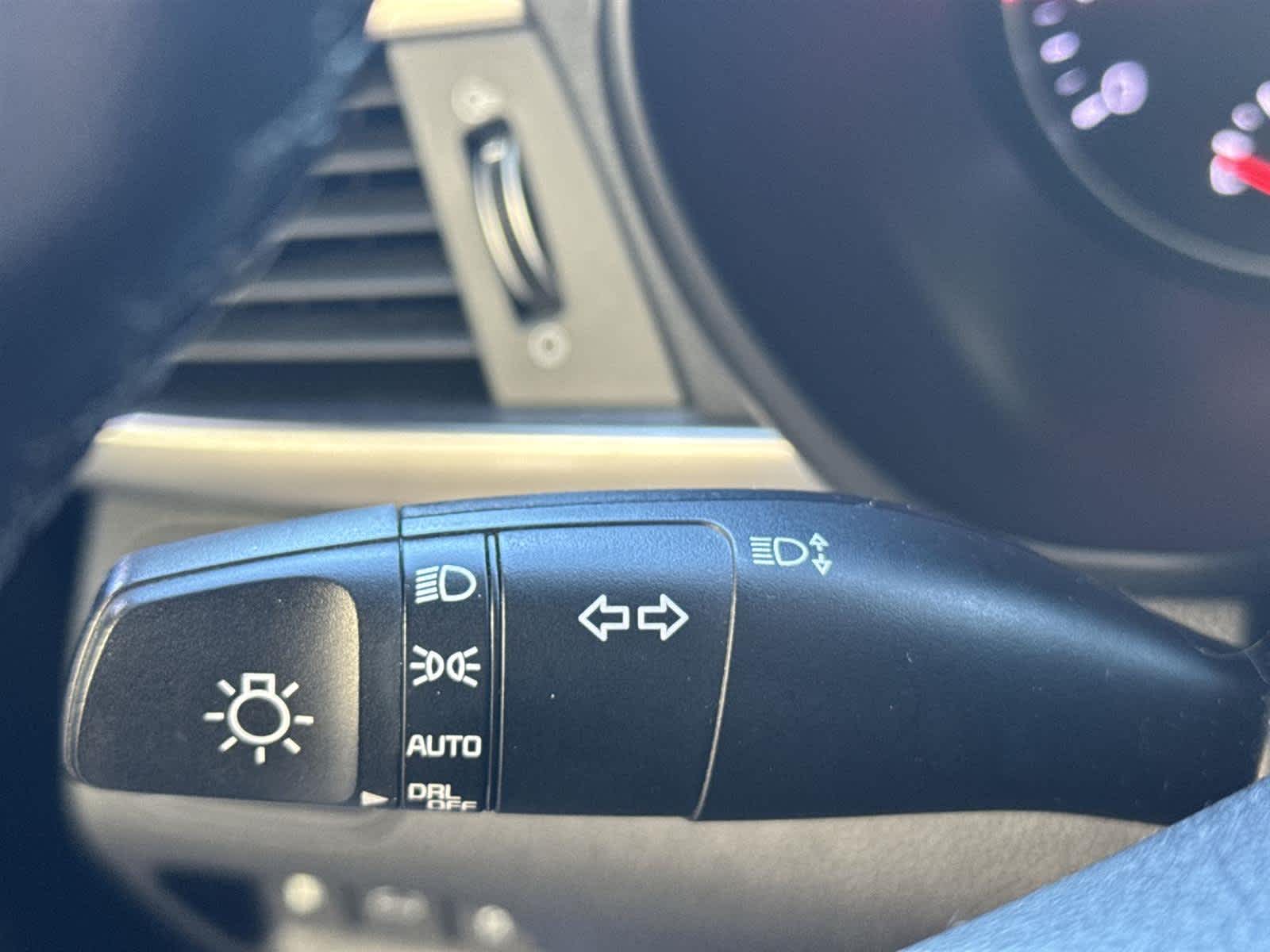 Thumbnail: 2018 Kia Optima - 26