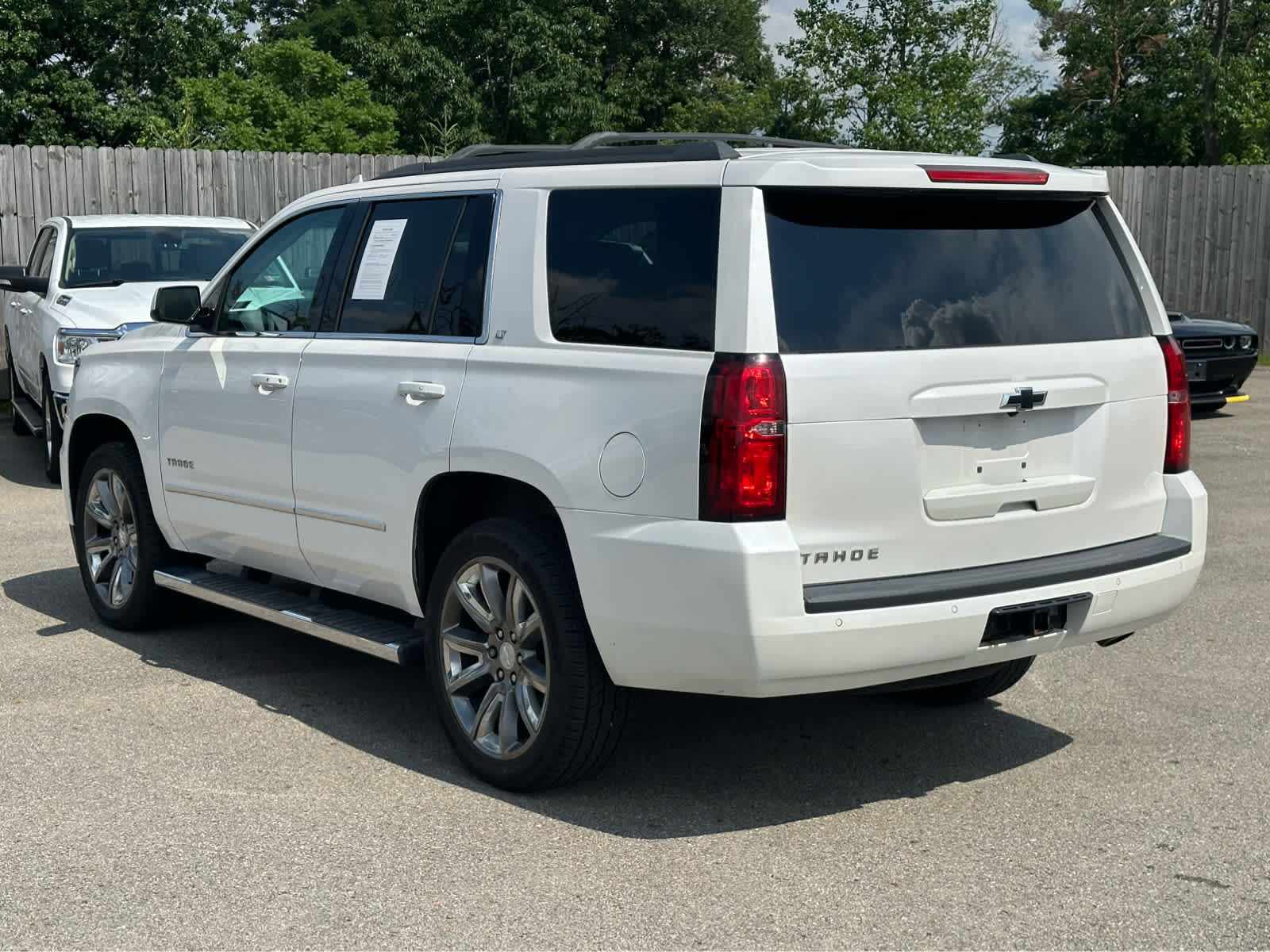 Thumbnail: 2019 Chevrolet Tahoe - 7