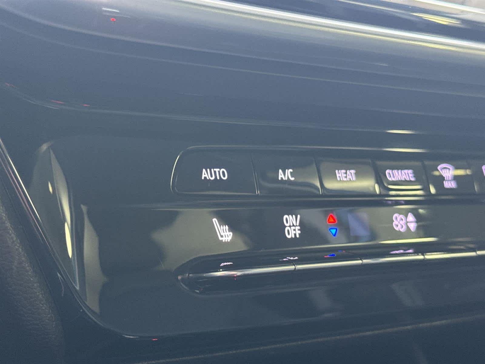 Thumbnail: 2023 Chevrolet Bolt EV - 20