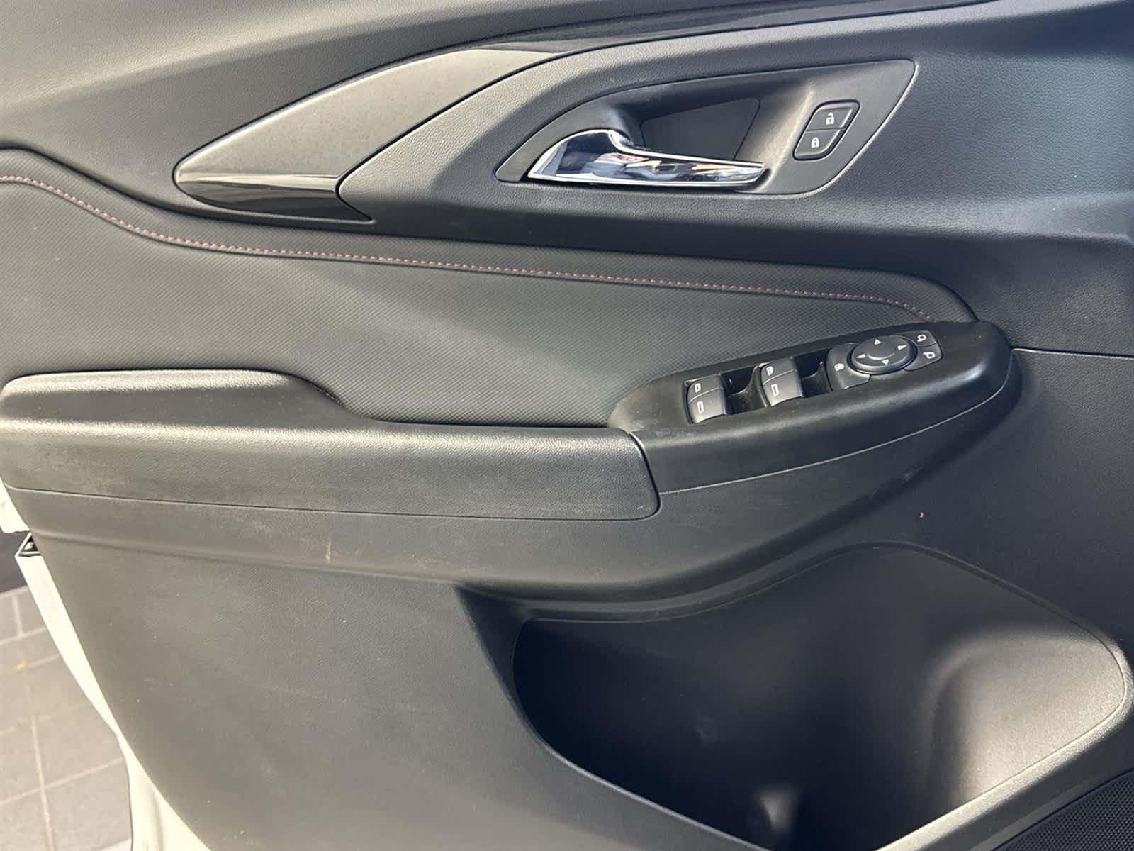 Thumbnail: 2023 Chevrolet TrailBlazer - 21