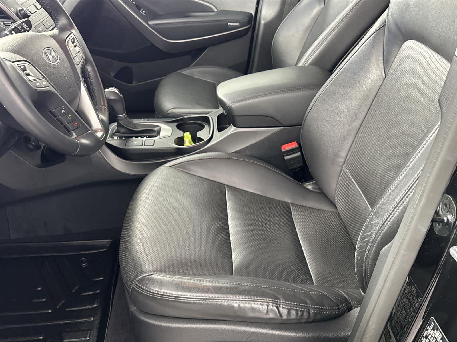 Thumbnail: 2016 Hyundai Santa Fe - 11