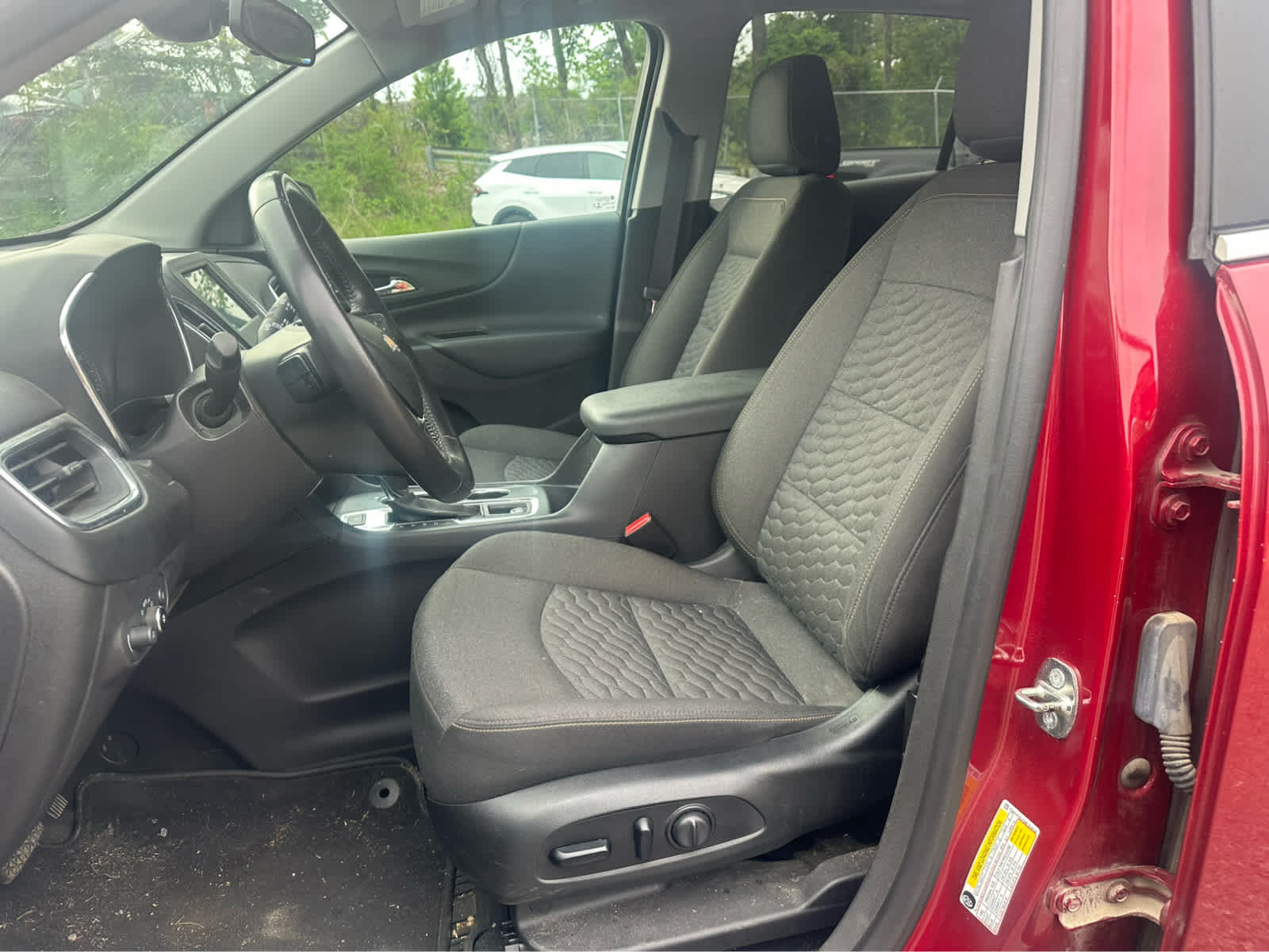 Thumbnail: 2021 Chevrolet Equinox - 10