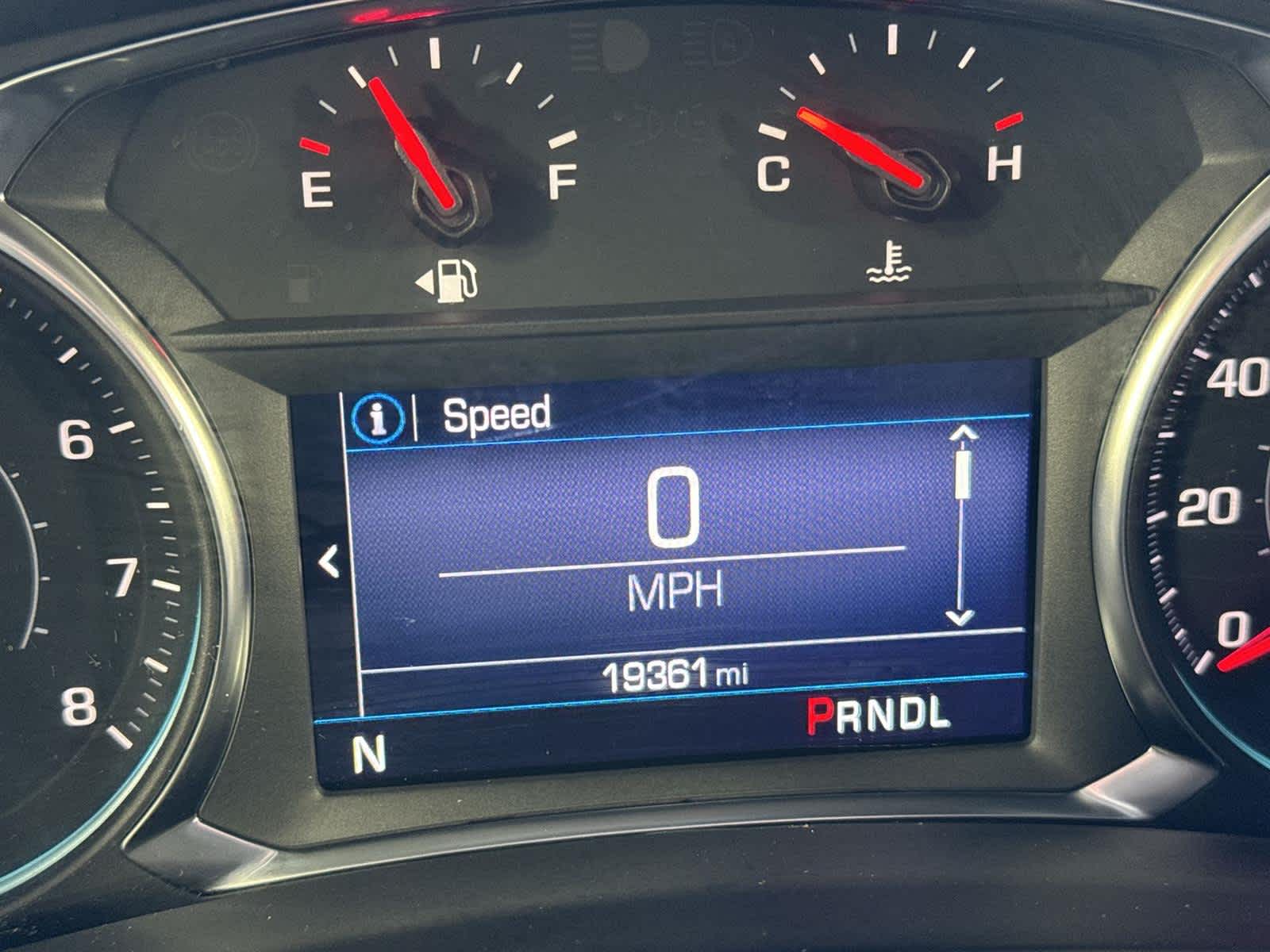 Thumbnail: 2022 Chevrolet Equinox - 31