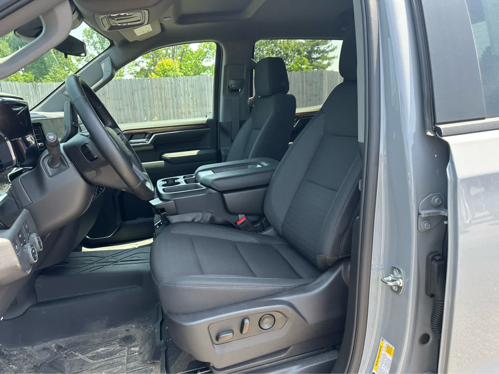 2025 Chevrolet Silverado 1500 RST 10