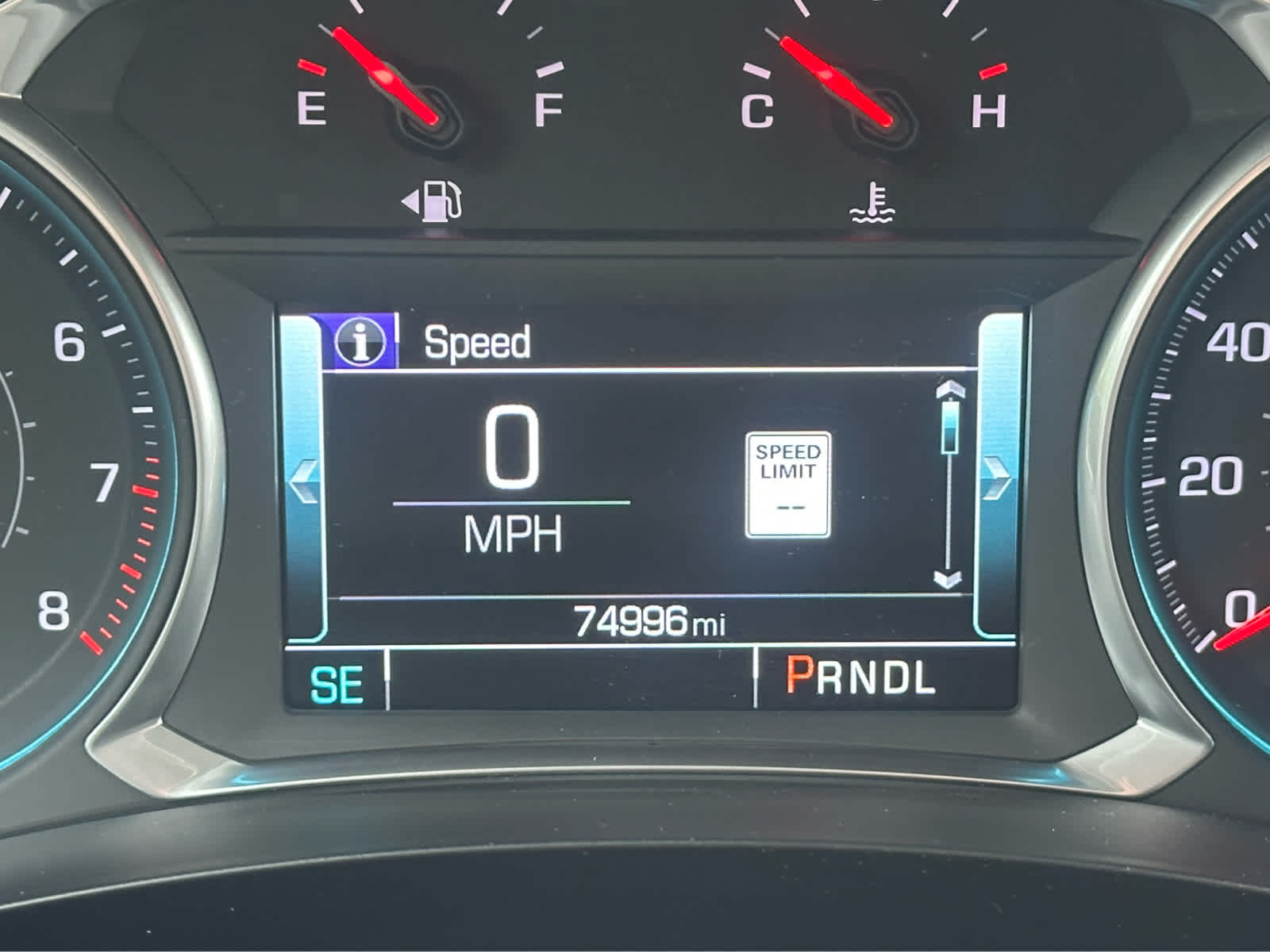 Thumbnail: 2019 Chevrolet Traverse - 26