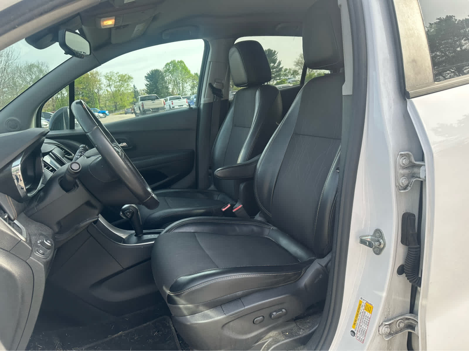 Thumbnail: 2020 Chevrolet Trax - 9