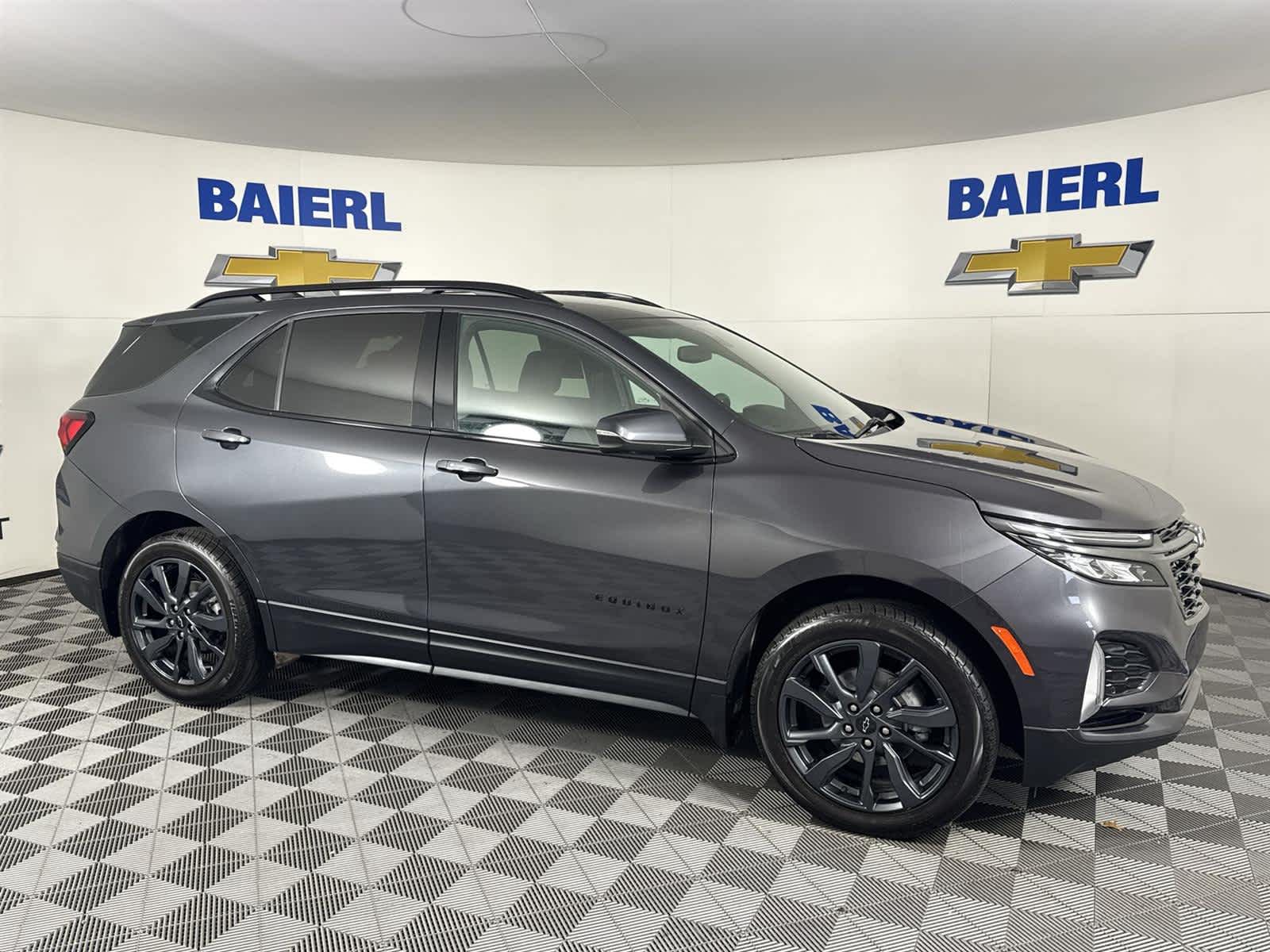 Thumbnail: 2022 Chevrolet Equinox - 6