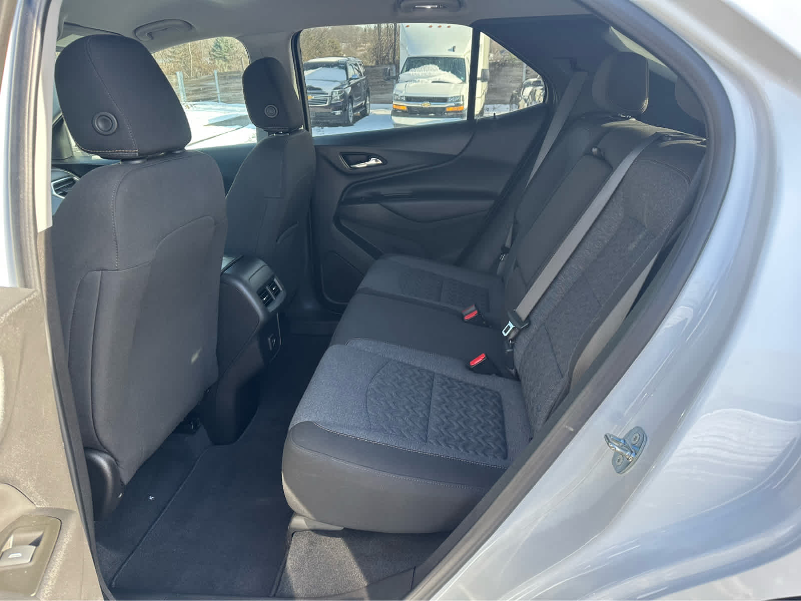 Thumbnail: 2022 Chevrolet Equinox - 22