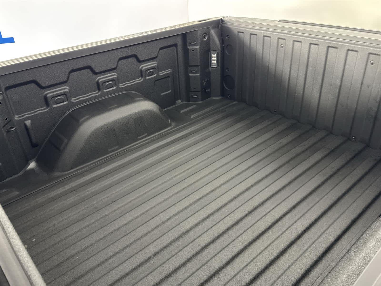 Thumbnail: 2025 Chevrolet Silverado 1500 - 14