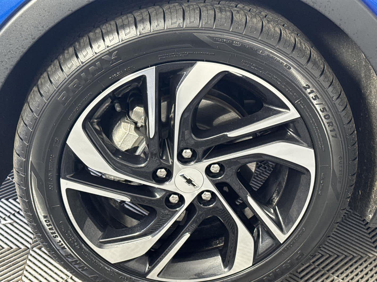 Thumbnail: 2023 Chevrolet Bolt EV - 10