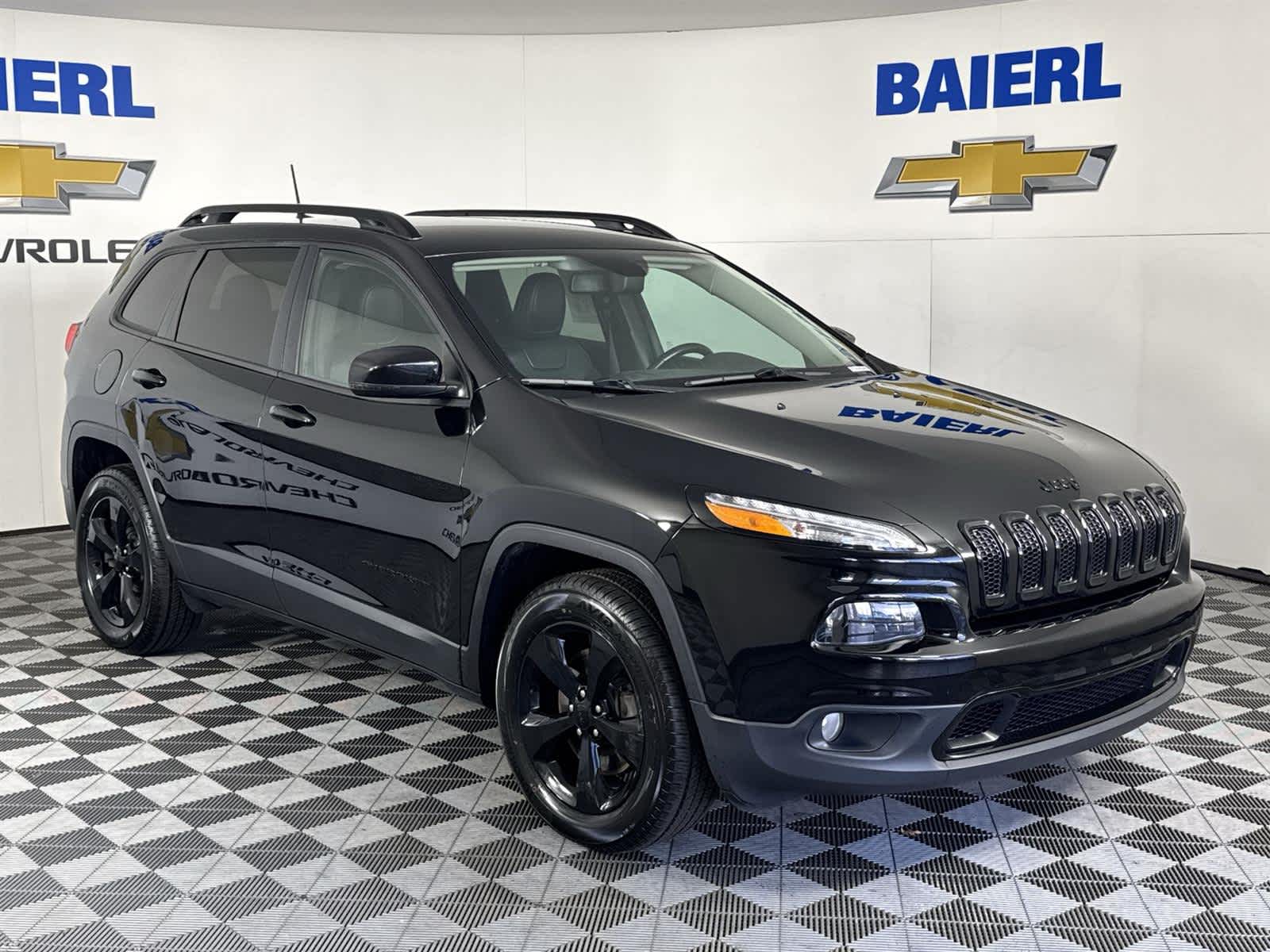 Thumbnail: 2018 Jeep Cherokee - 7
