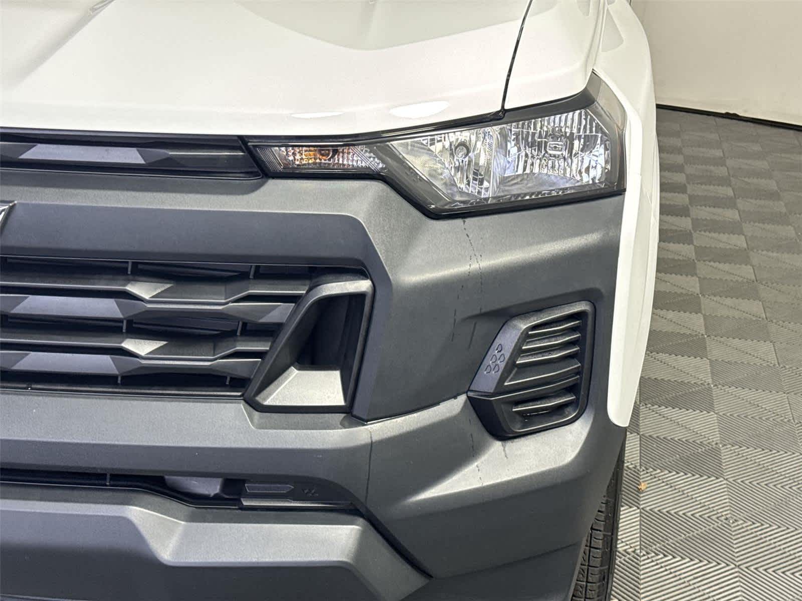 Thumbnail: 2025 Chevrolet Colorado - 9