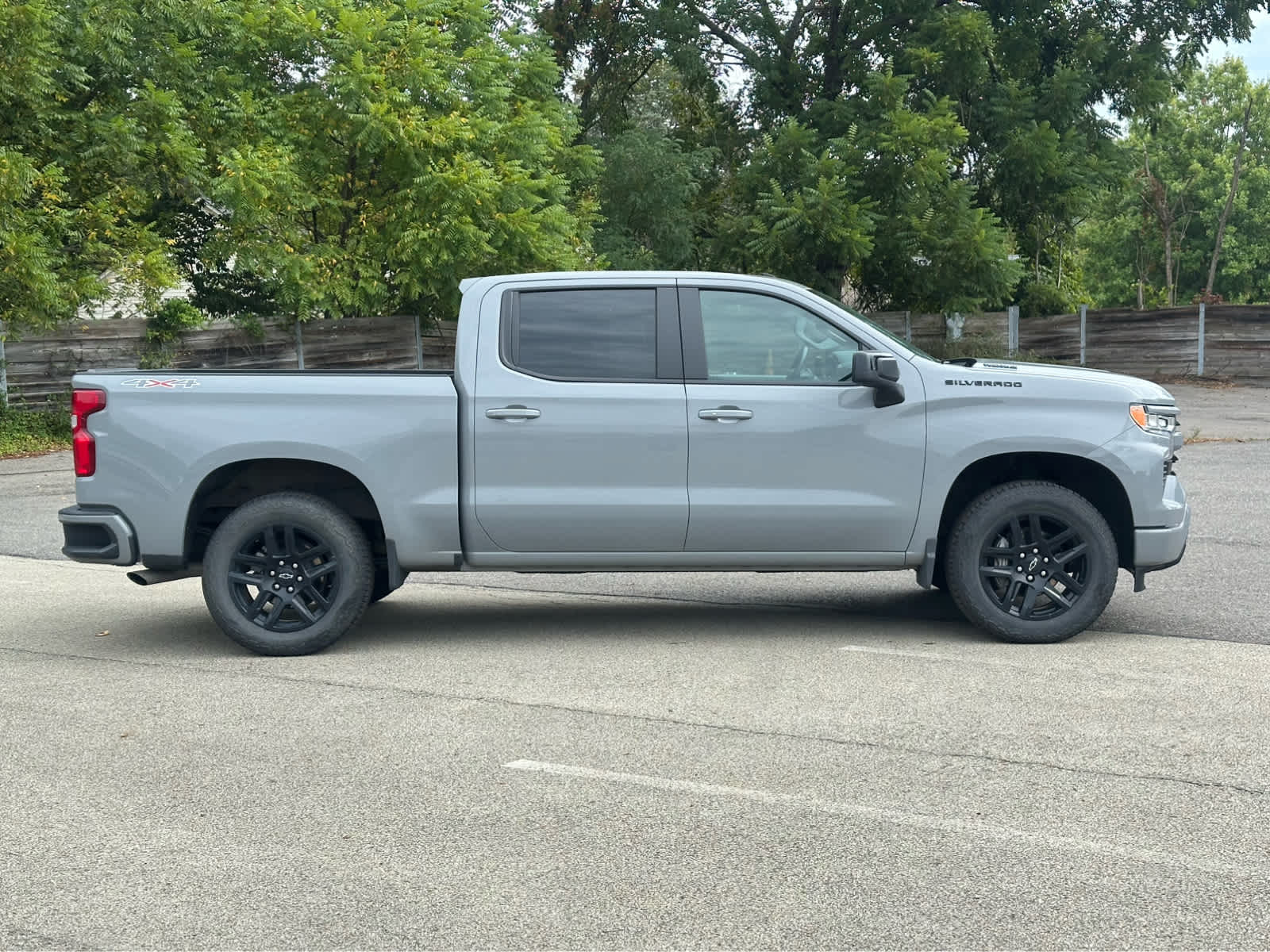 Thumbnail: 2025 Chevrolet Silverado 1500 - 8