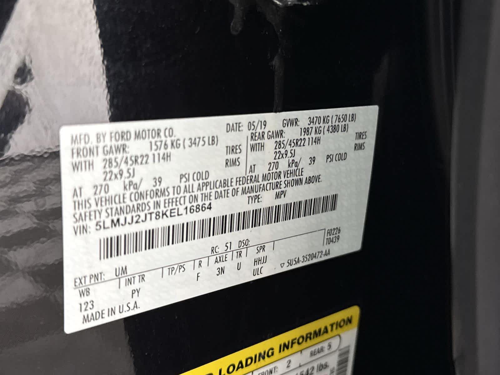 Thumbnail: 2019 Lincoln Navigator - 32