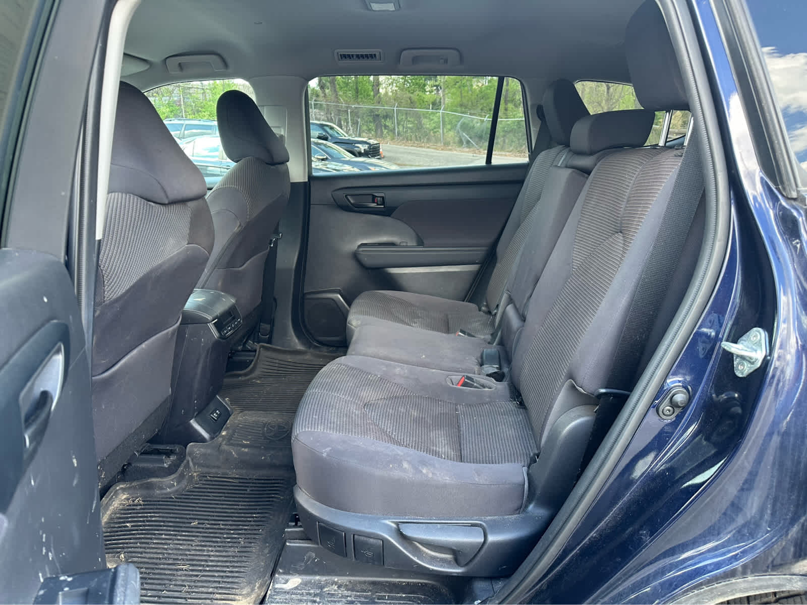 Thumbnail: 2021 Toyota Highlander - 17