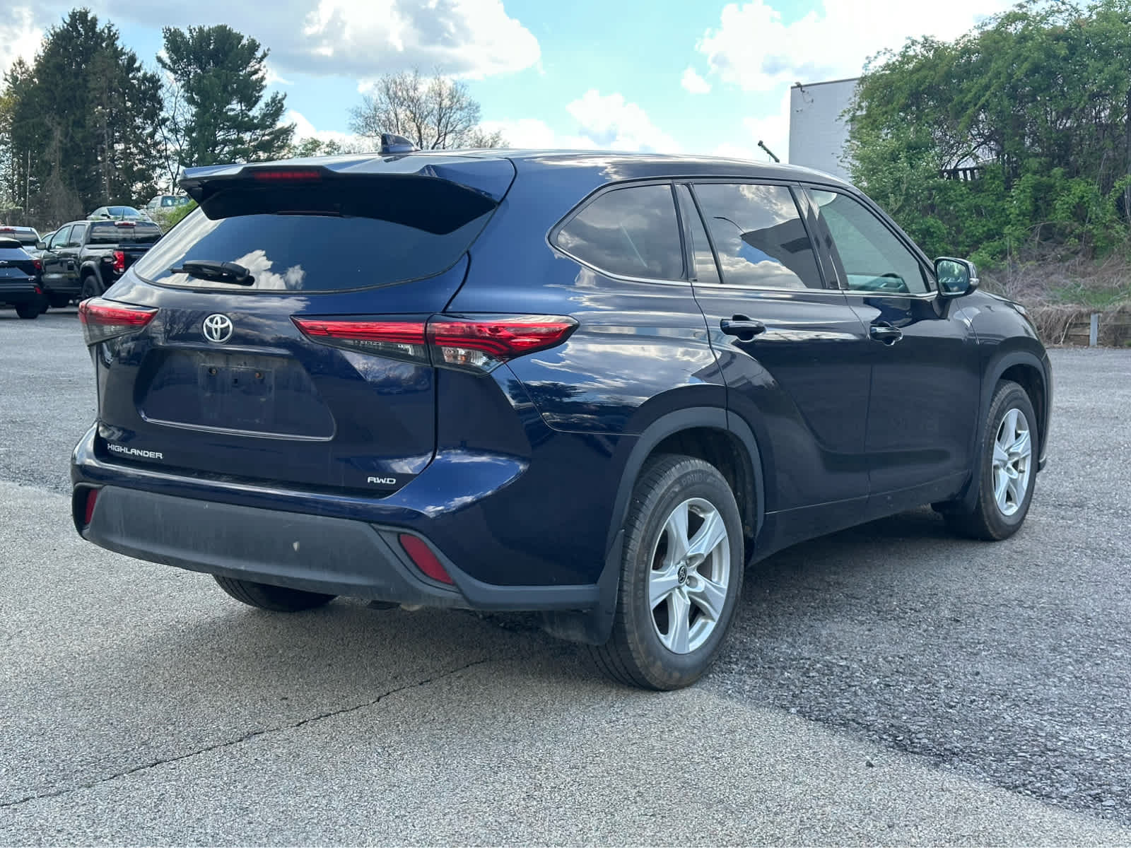 Thumbnail: 2021 Toyota Highlander - 20