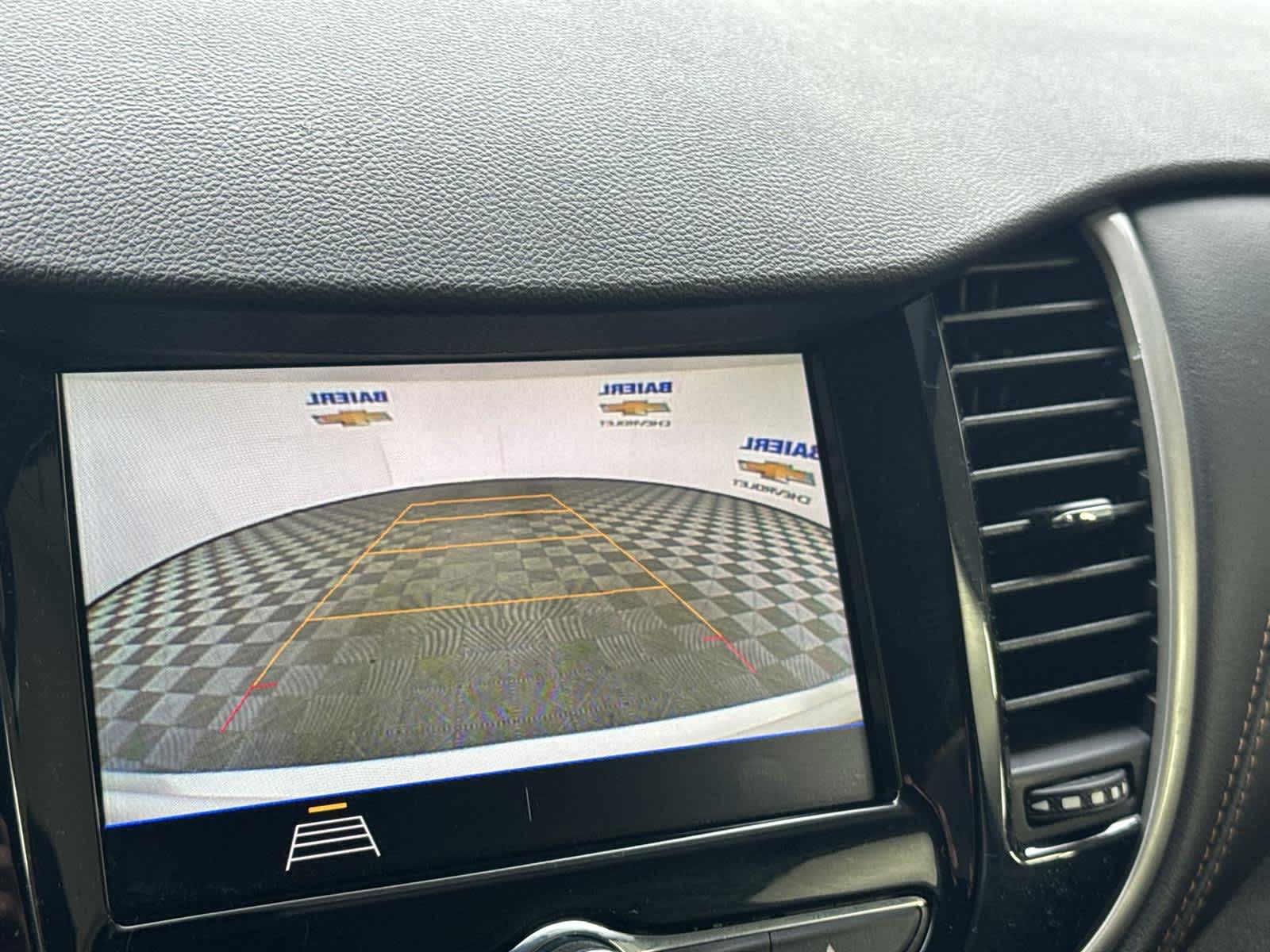 Thumbnail: 2020 Chevrolet Trax - 18