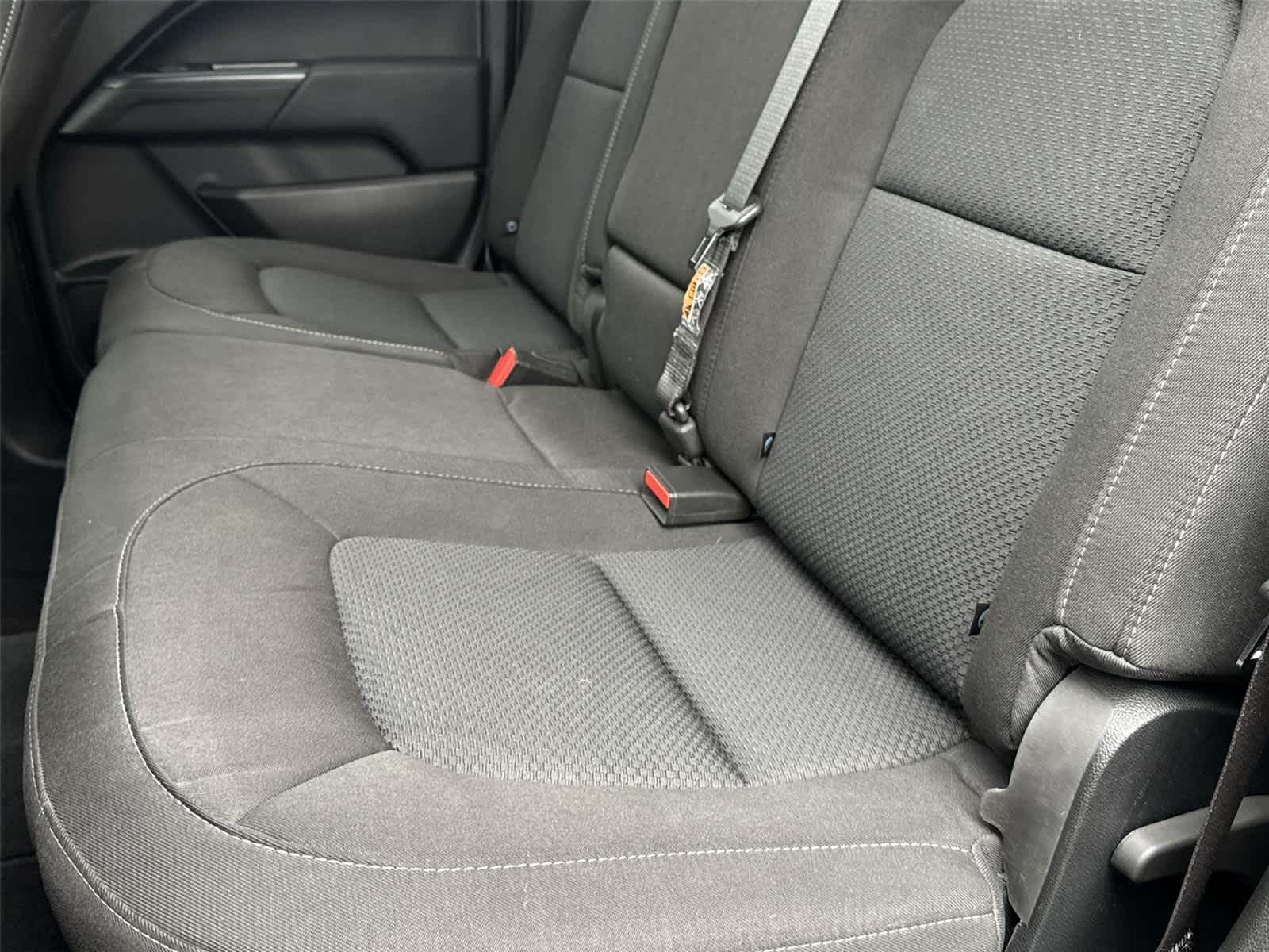 Thumbnail: 2022 Chevrolet Colorado - 13