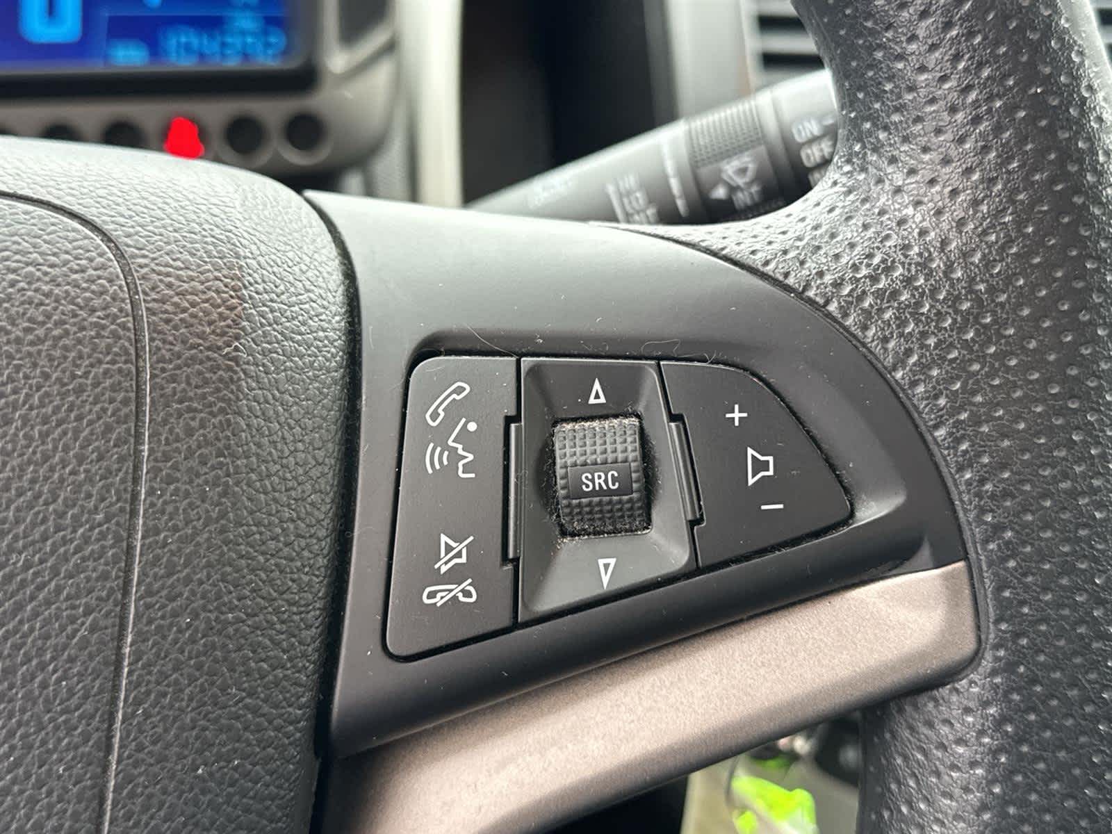 Thumbnail: 2014 Chevrolet Sonic - 26