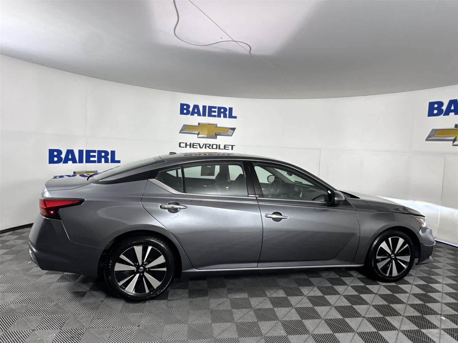 Thumbnail: 2019 Nissan Altima - 6