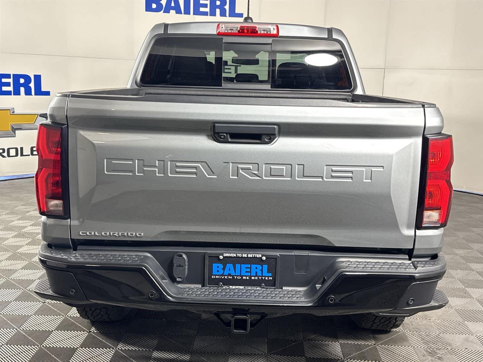 Thumbnail: 2023 Chevrolet Colorado - 4