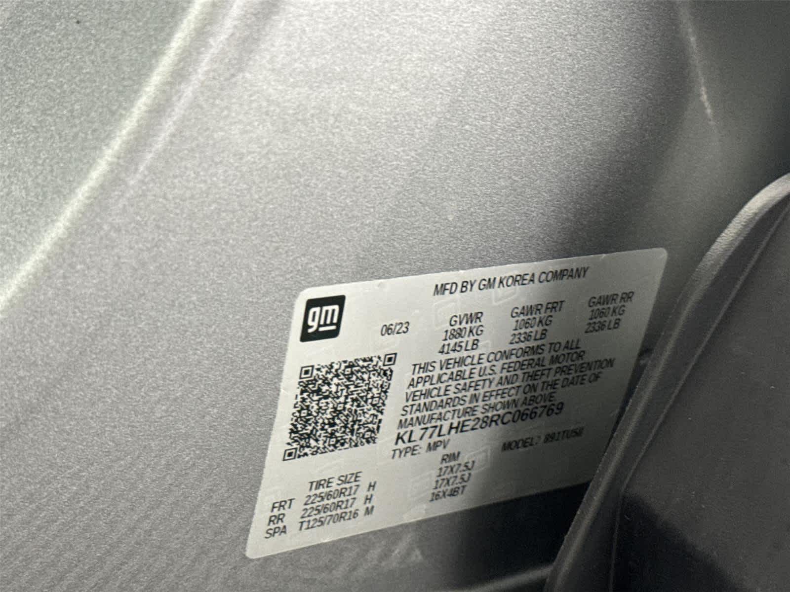 Thumbnail: 2024 Chevrolet Trax - 32