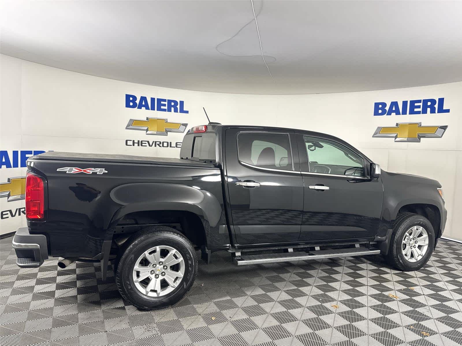 Thumbnail: 2022 Chevrolet Colorado - 6