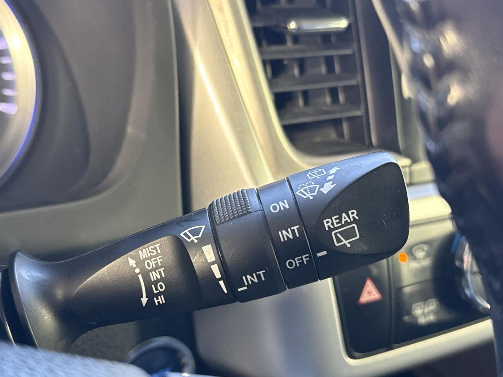 Thumbnail: 2018 Toyota Highlander - 29