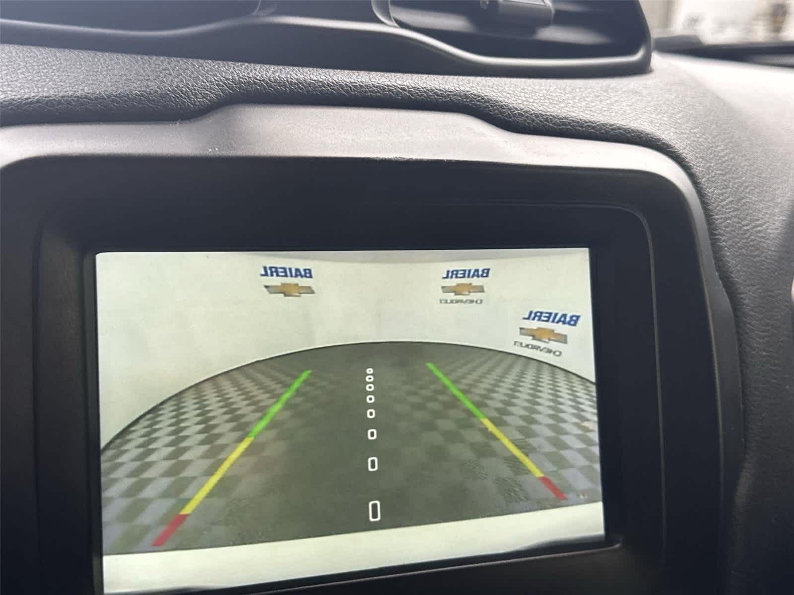 Thumbnail: 2020 Jeep Renegade - 18