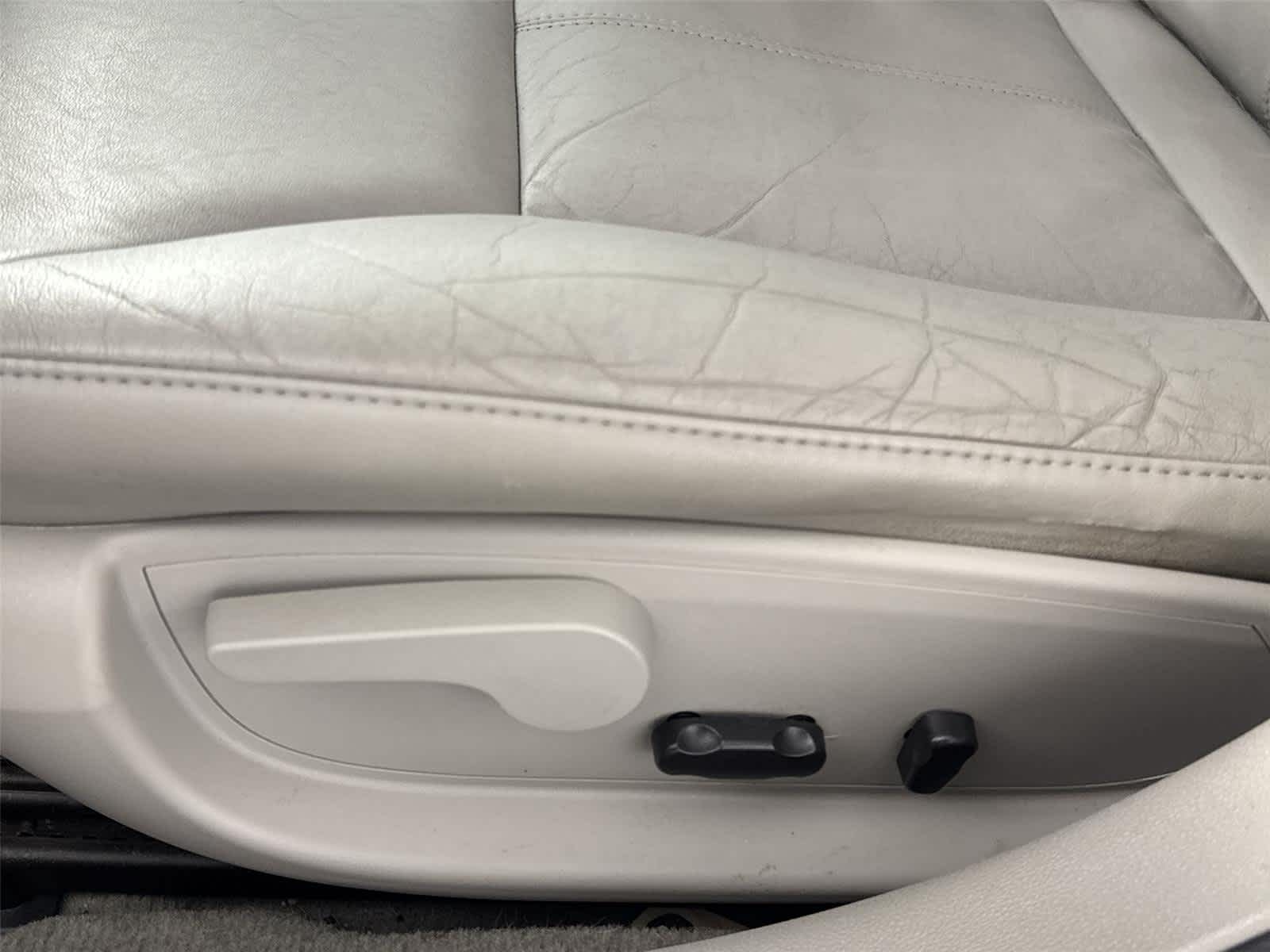 Thumbnail: 2012 Chevrolet Impala - 12