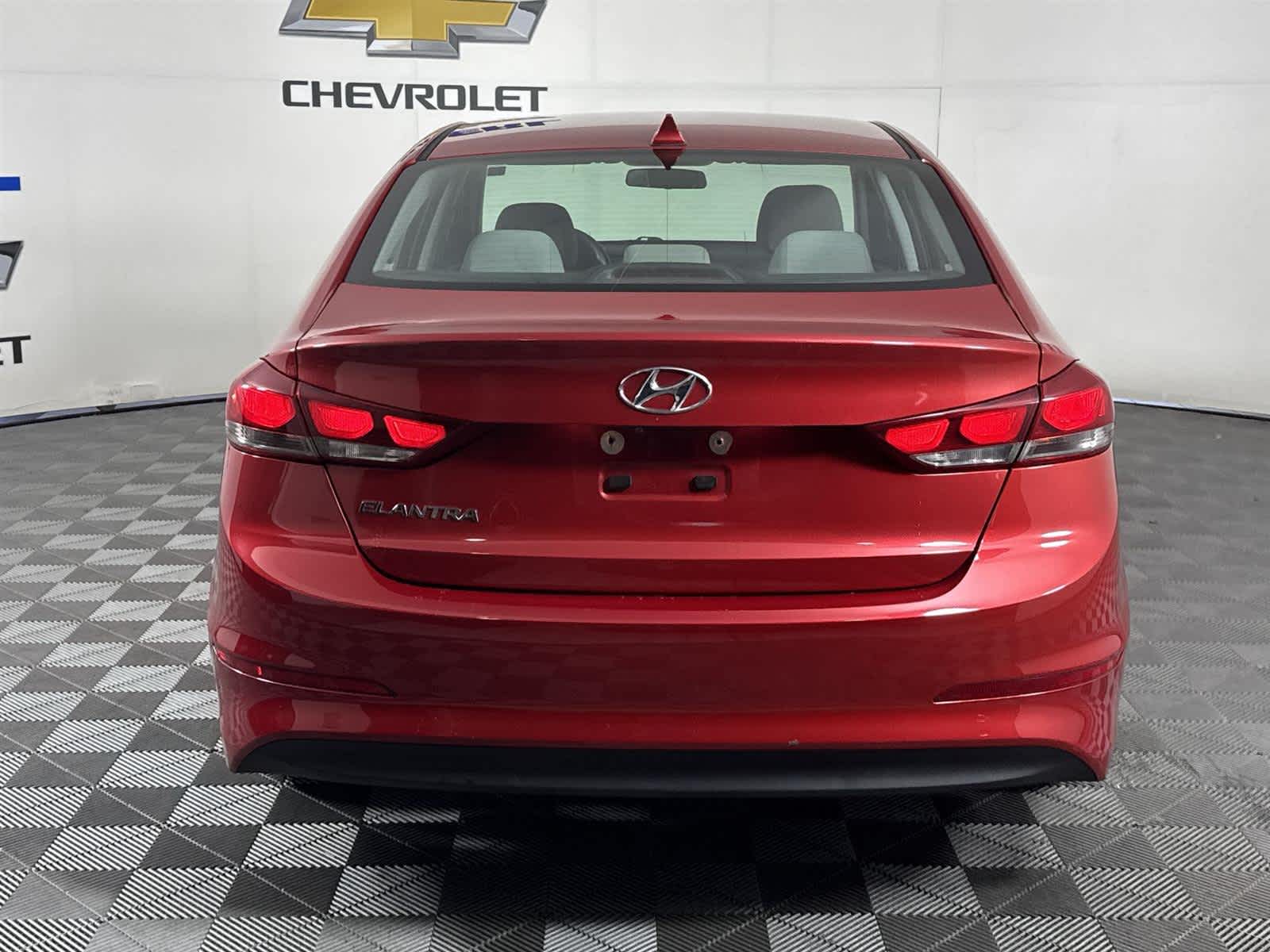 Thumbnail: 2018 Hyundai Elantra - 4