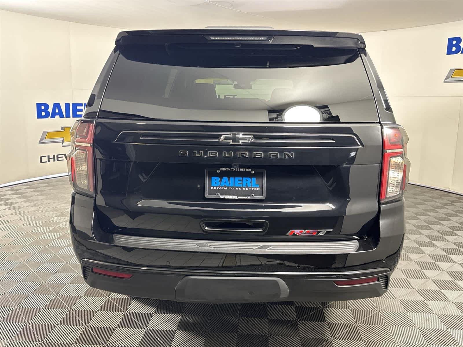 Thumbnail: 2023 Chevrolet Suburban - 4