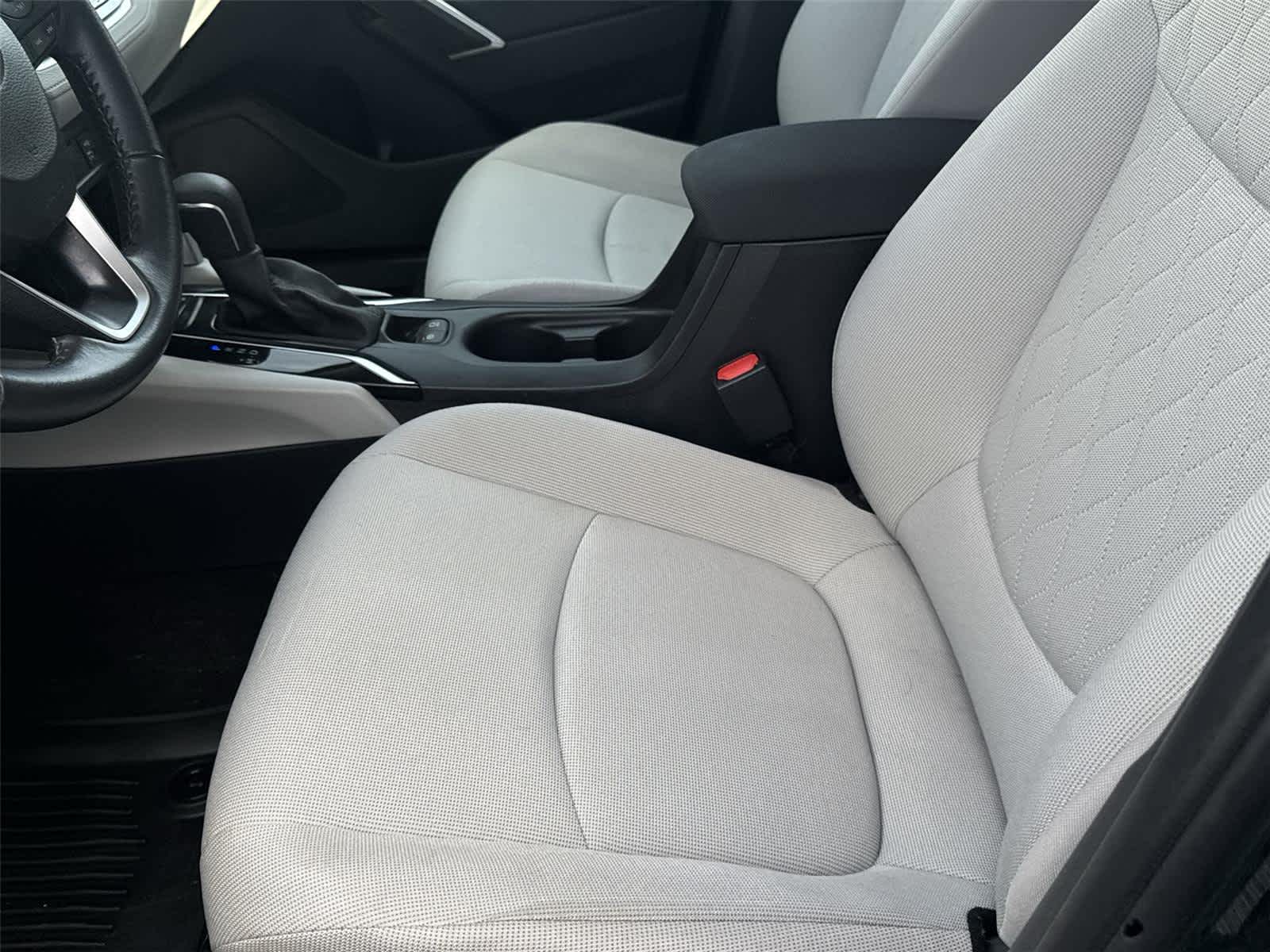 Thumbnail: 2022 Toyota Corolla Cross - 12