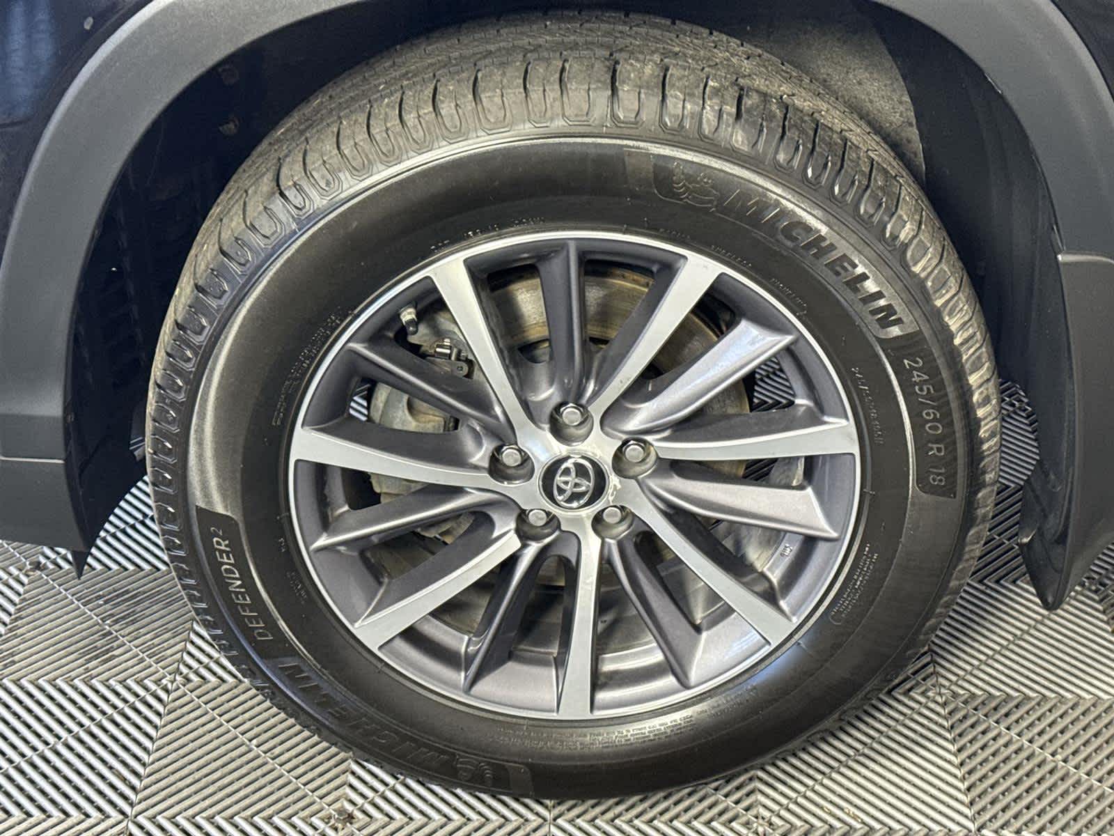 Thumbnail: 2018 Toyota Highlander - 10