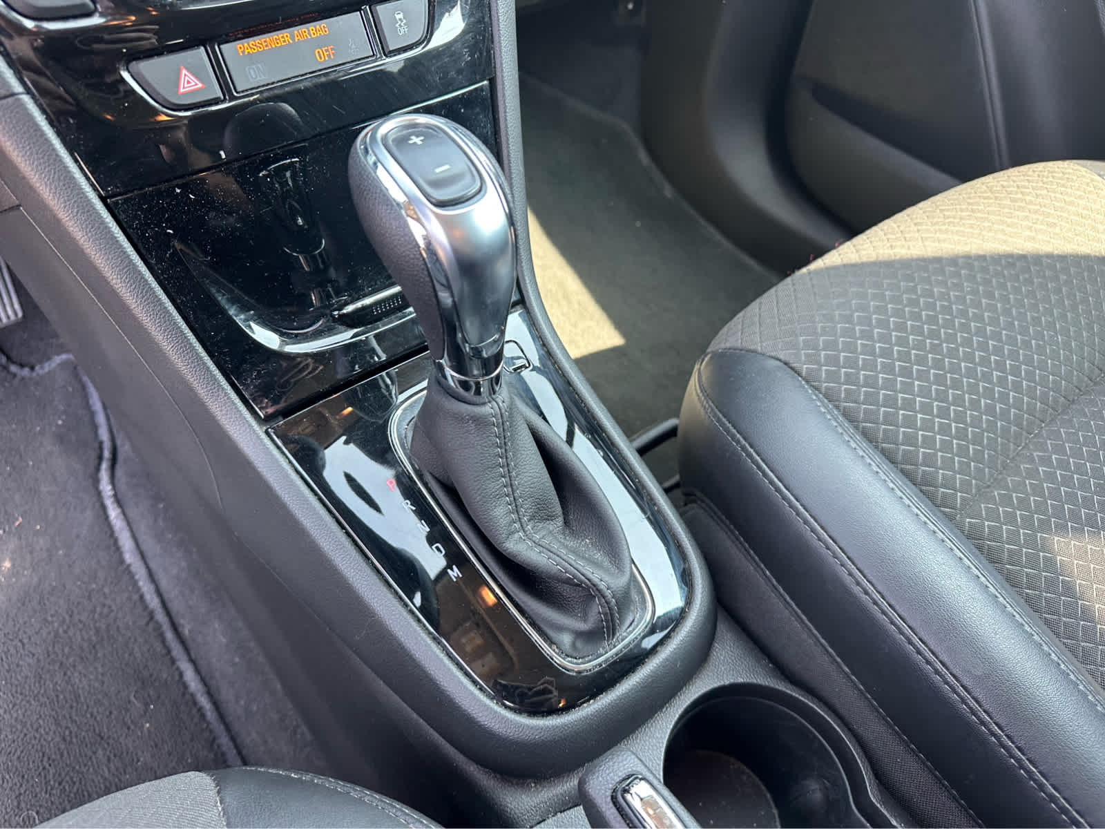 Thumbnail: 2020 Buick Encore - 14