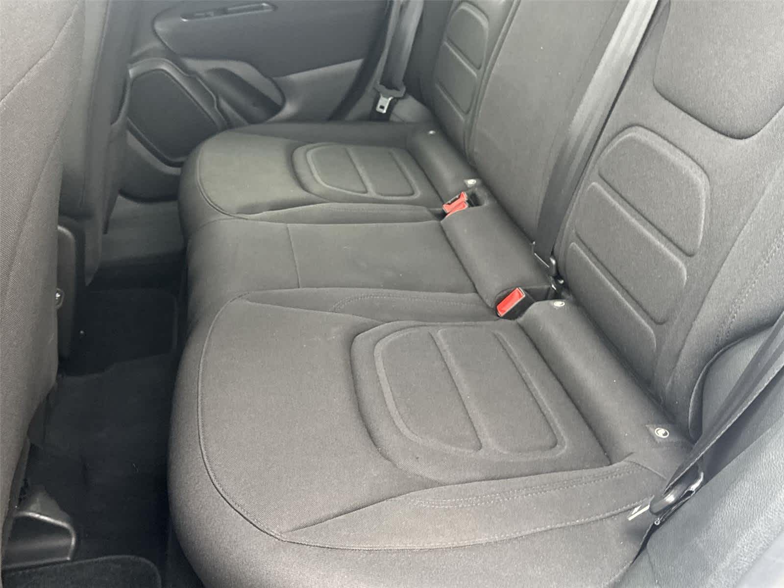 Thumbnail: 2020 Jeep Renegade - 13